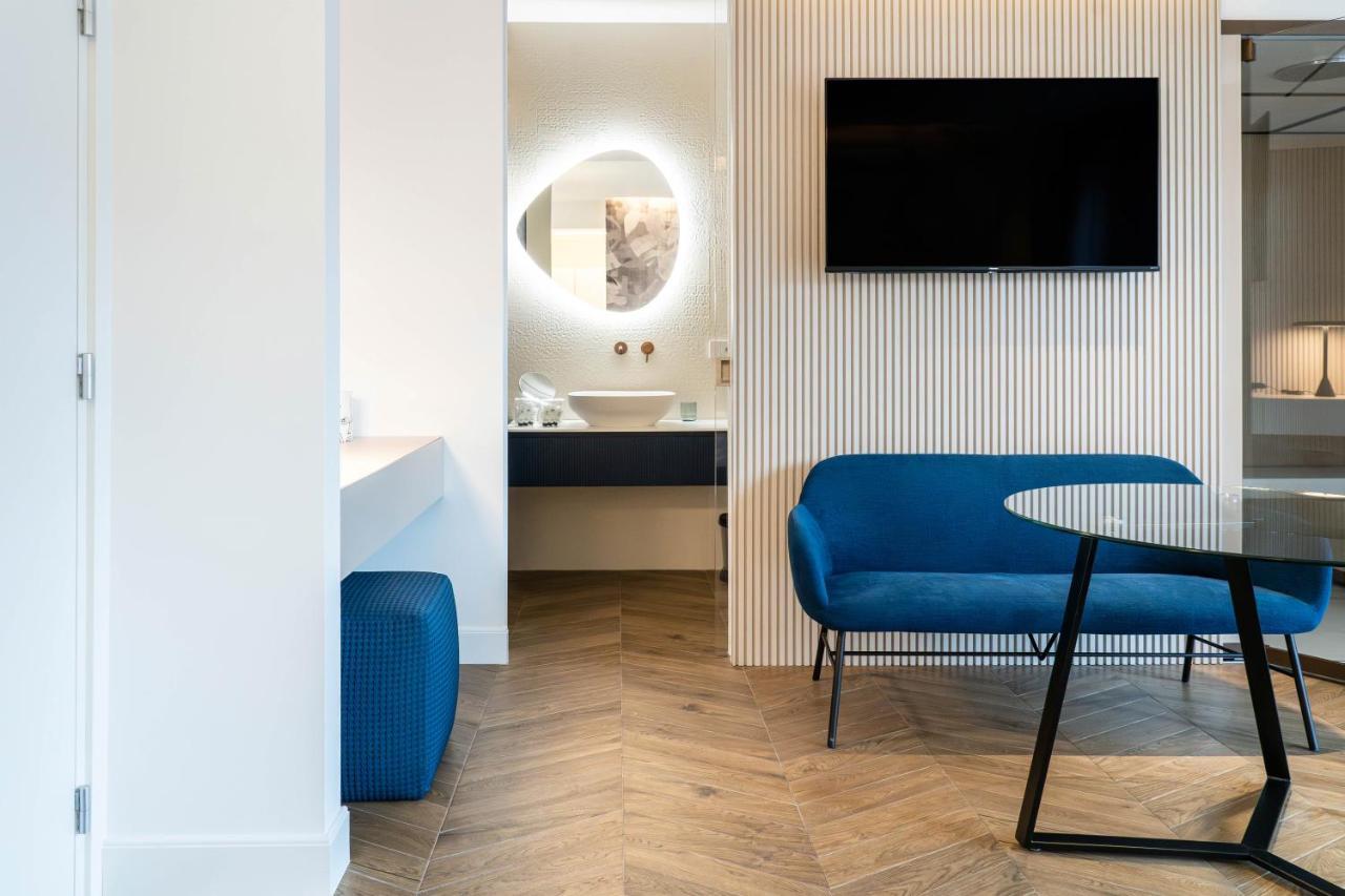 Apartamento Donna Giacinta Blu Luxury Flat Bari Exterior foto
